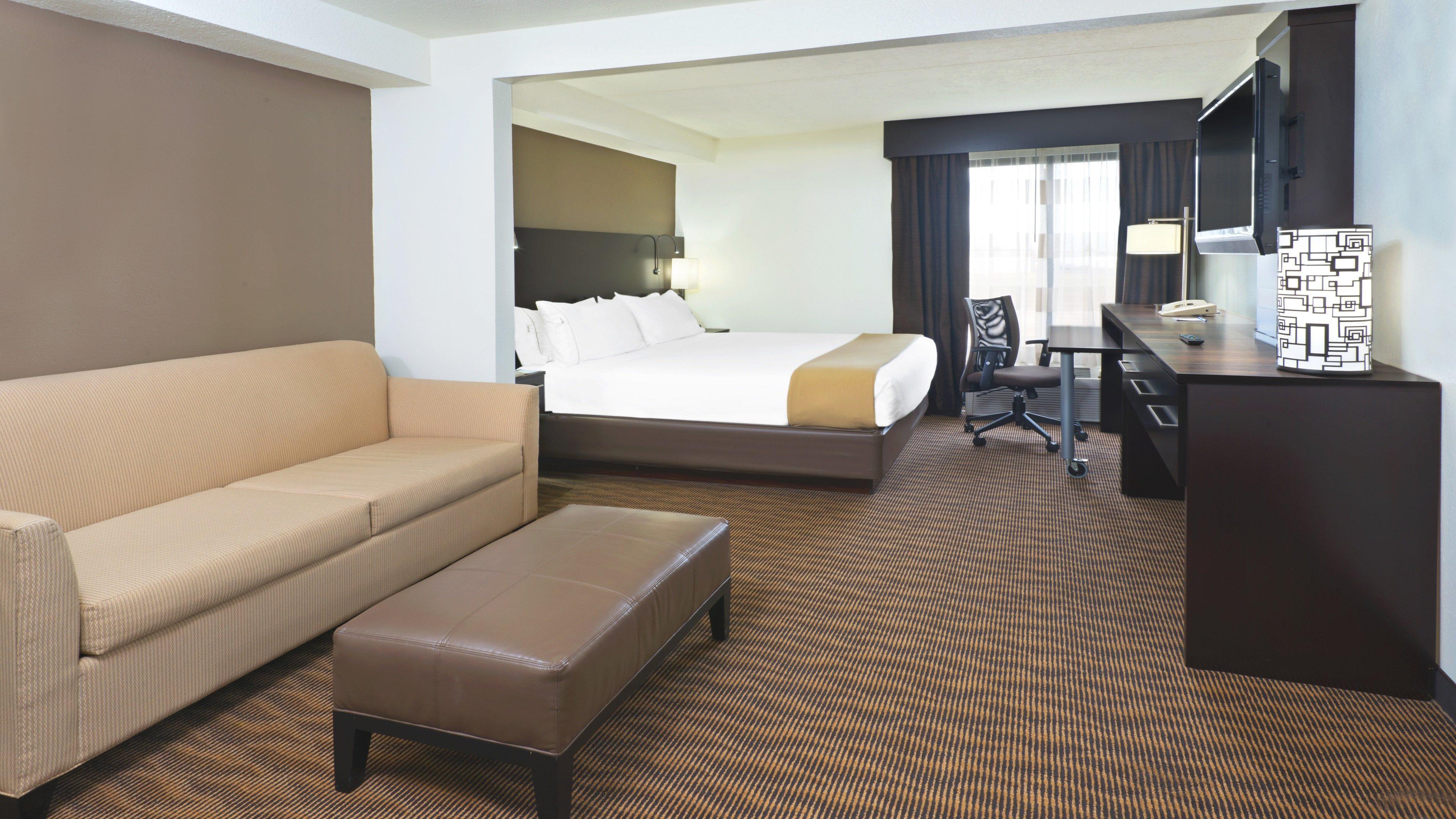 Holiday Inn Express Hotel & Suites Colby By Ihg Екстер'єр фото