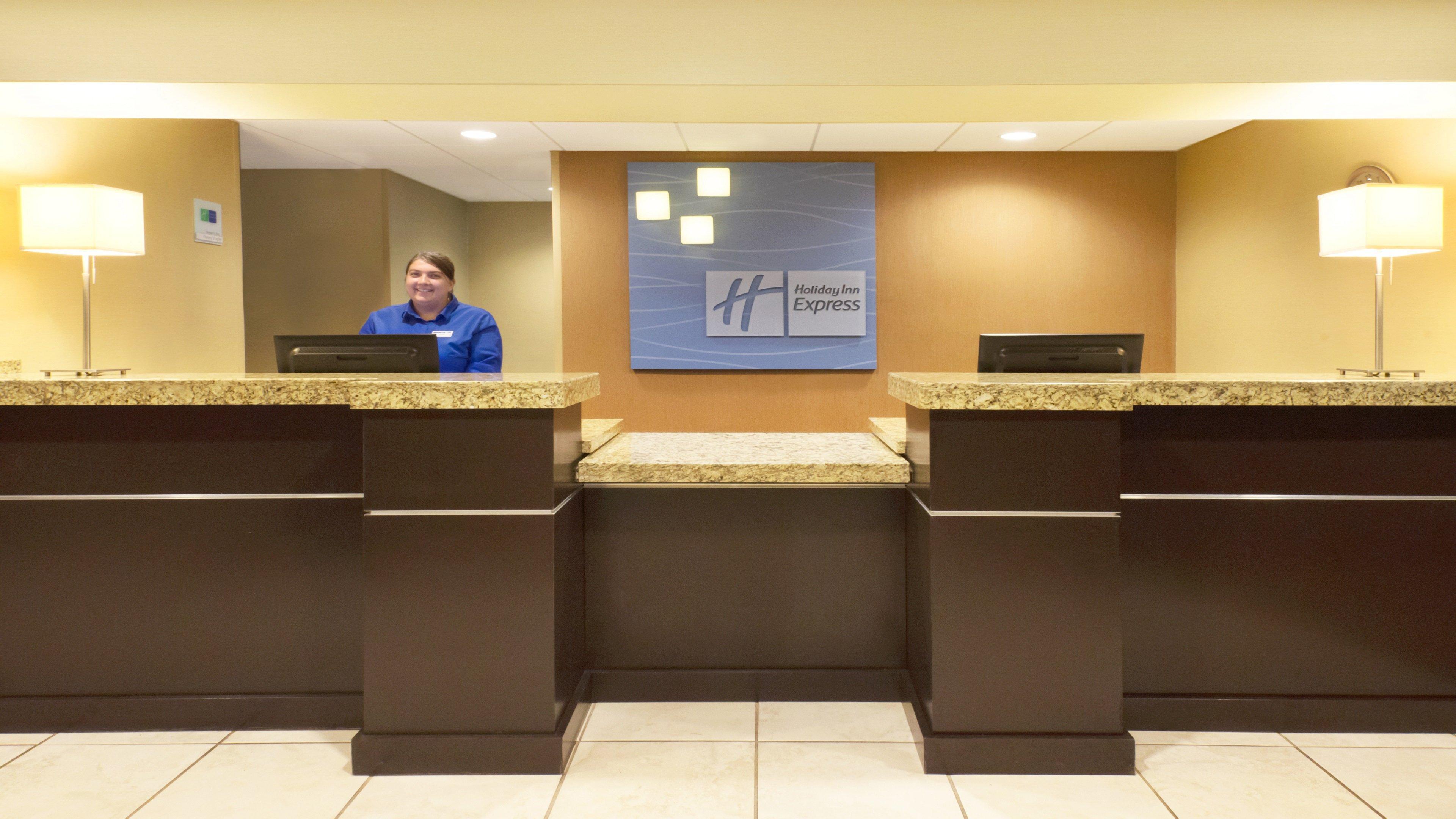Holiday Inn Express Hotel & Suites Colby By Ihg Екстер'єр фото